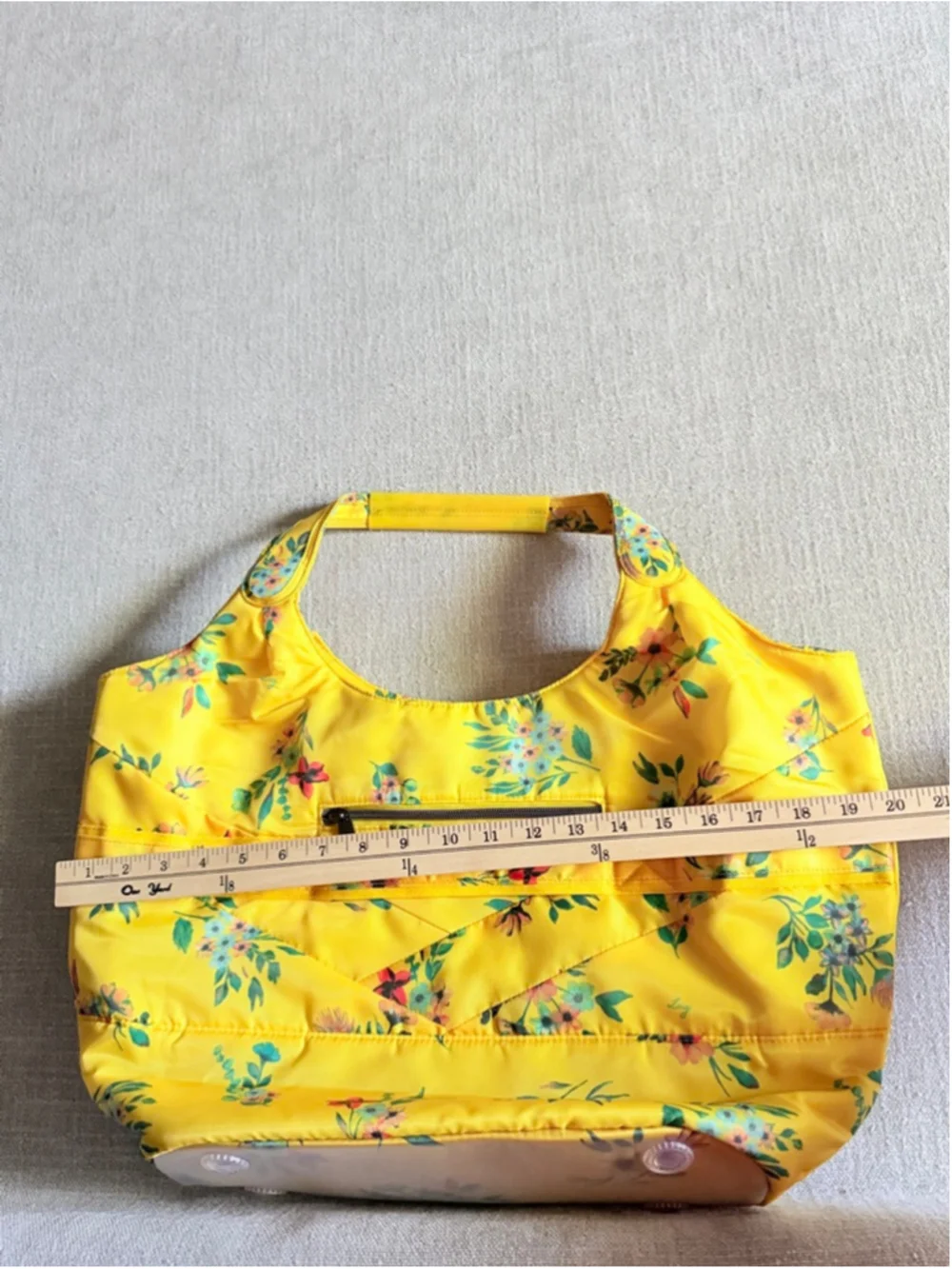 Lug Gondola SE Tote Bag in Bouquet Yellow floral new with tags